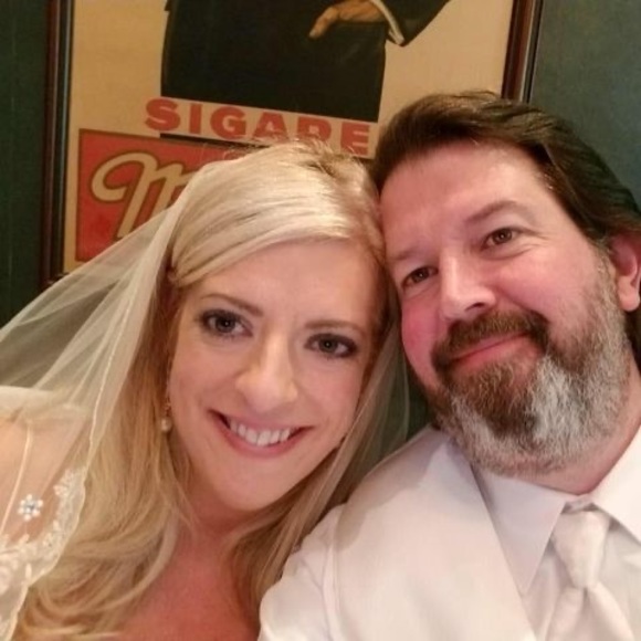 Meet your Posher, Mindi - Picture 1 of 1